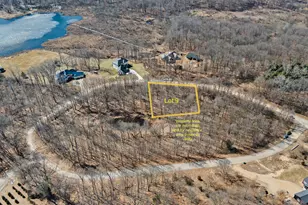 9 Highfield Rd, Three Rivers, MI 49093 - Photo 1