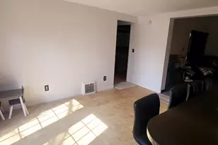 312 Washington St, Nashville, MI 49073 - Photo 8