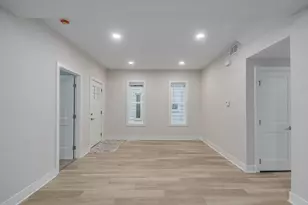 609 Lincoln Ave NW, Grand Rapids, MI 49504 - Photo 4