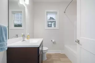 609 Lincoln Ave NW, Grand Rapids, MI 49504 - Photo 12