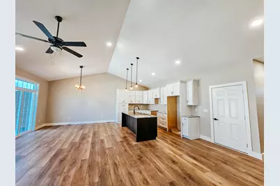 233 Auseon Court, Hillsdale, MI 49242 - Photo 6