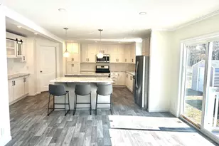 221 Circle Dr, Sparta, MI 49345 - Photo 6