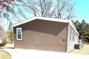 221 Circle Dr, Sparta, MI 49345 - Photo 2
