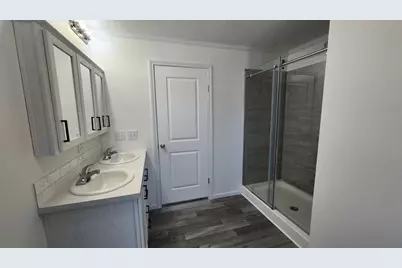 884 Ottawa Court #7, Charlotte, MI 48813 - Photo 14