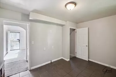 19401 Grandview Street, Detroit, MI 48219 - Photo 12