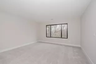 1303 Gallery Pointe Dr, Saline, MI 48176 - Photo 12