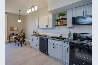 201 E Michigan Avenue #2C, Paw Paw, MI 49079 - Photo 8