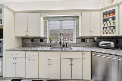 1840 Lexington Boulevard, Jackson, MI 49201 - Photo 24