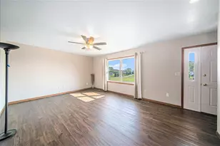 14934 Heather Ct, Camden, MI 49232 - Photo 6