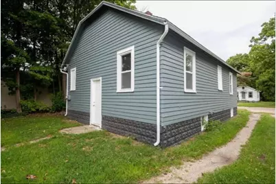 710 Buss Avenue, Benton Harbor, MI 49022 - Photo 10