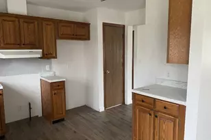 727 Skipper Ln, Coldwater, MI 49036 - Photo 10