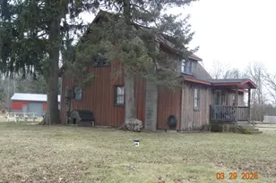 640 S Oak Ave, White Cloud, MI 49349 - Photo 6