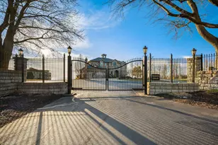 651 Sul Lago S, Benton Harbor, MI 49022 - Photo 4