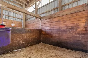 12185 Irish Rd, Otisville, MI 48463 - Photo 30