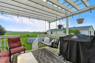 12185 Irish Rd, Otisville, MI 48463 - Photo 24