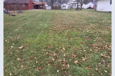 323 S Pleasant Street, Watervliet, MI 49098 - Photo 2