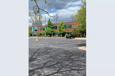 5211 Cascade Road SE #300, Grand Rapids, MI 49546 - Photo 2