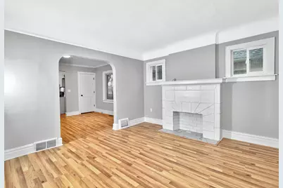 345 E Goulson Avenue, Hazel Park, MI 48030 - Photo 12