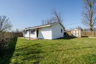 4875 N Watervliet Rd, Watervliet, MI 49098 - Photo 14