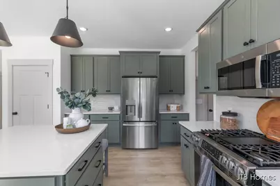 8284 Kettle Oak Drive, Alto, MI 49302 - Photo 10