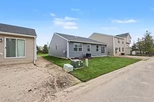 775 Reagan Ln, Milan, MI 48160 - Photo 32