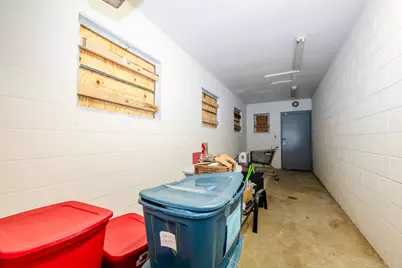 641 S Crystal Avenue, Benton Harbor, MI 49022 - Photo 26