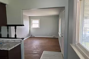 22458 Hillock Ave, Warren, MI 48089 - Photo 8