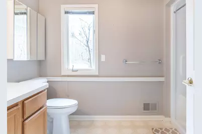 21329 Mulberry Court, Farmington Hills, MI 48336 - Photo 32