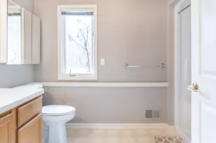 21329 Mulberry Ct, Farmington Hills, MI 48336 - Photo 32