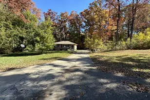 6127 Brooklyn Rd, Jackson, MI 49201 - Photo 4
