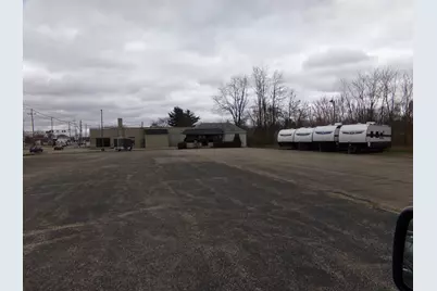 96 W Carleton Road, Hillsdale, MI 49242 - Photo 2