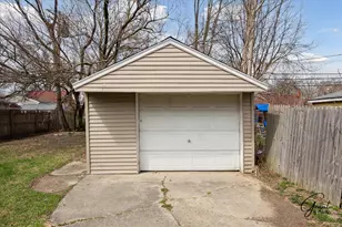 19931 Braile St, Detroit, MI 48219 - Photo 24