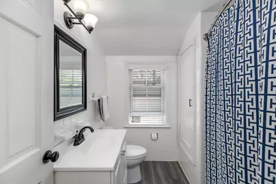 240 McKinley Avenue, Grosse Pointe Farms, MI 48236 - Photo 14