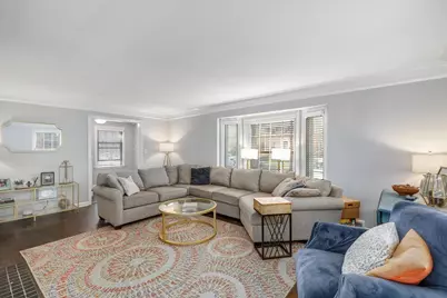 240 McKinley Avenue, Grosse Pointe Farms, MI 48236 - Photo 2