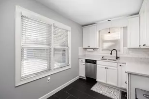 240 McKinley Ave, Grosse Pointe Farms, MI 48236 - Photo 8