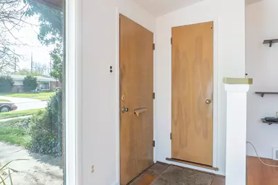 8537 Mercedes, Dearborn Heights, MI 48127 - Photo 10