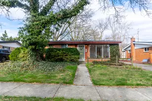 8537 Mercedes, Dearborn Heights, MI 48127 - Photo 2