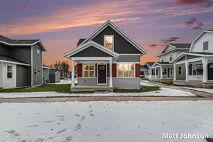 2113 Linden Ave SE, Grand Rapids, MI 49507 - Photo 2