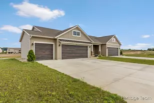 3446 S Riverwalk Dr, Hamilton, MI 49419 - Photo 4