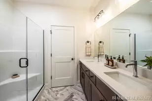 594 Sun Vale Ln, Grandville, MI 49418 - Photo 32