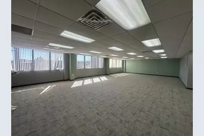 209 E Washington Avenue #300, Jackson, MI 49201 - Photo 2