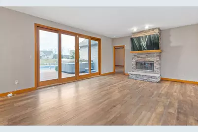 2776 W Hogan Avenue, La Porte, IN 46350 - Photo 6