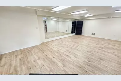 204 W Grand River Avenue #100 & 180, Howell, MI 48843 - Photo 4