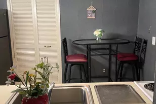 27430 Evergreen Rd, Lathrup Village, MI 48076 - Photo 6