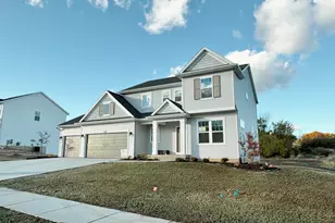 8345 Kettle Oak Dr SE, Alto, MI 49302 - Photo 2