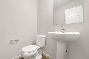 2010 Kristin Ct, Muskegon, MI 49442 - Photo 8