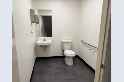 601 S Beacon Boulevard #101, Grand Haven, MI 49417 - Photo 12