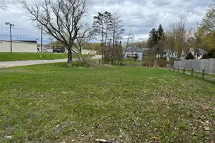 203 Crowley St, Scottville, MI 49454 - Photo 2