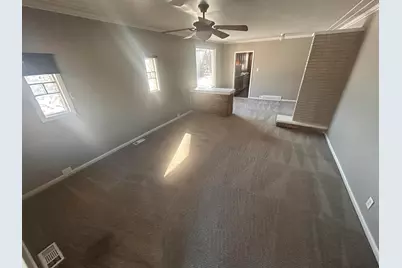 32 E George Avenue, Hazel Park, MI 48030 - Photo 4