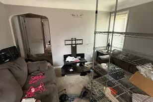 9605 Decatur St, Detroit, MI 48227 - Photo 6